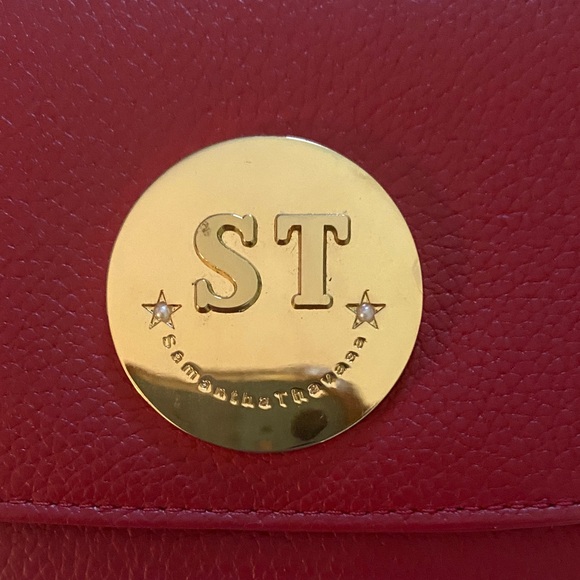 Samantha Thavasa Red Wallet with Gold Accent - Picture 2 of 4